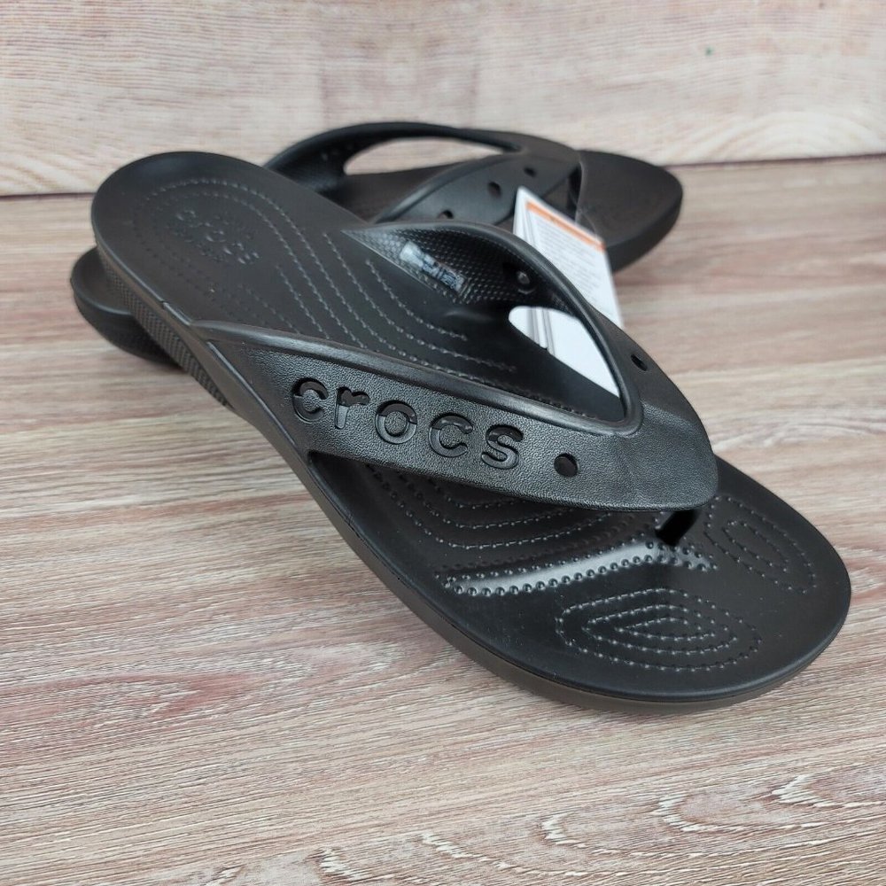 NEW Crocs Baya II Sandals Men's Size 12 Flip Flop Waterproof Thong Comfort Slide